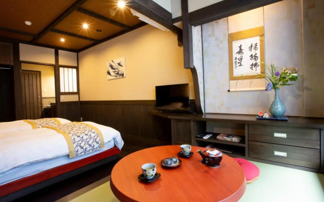 Kurokawa Onsen Wafu Ryokan Misato – Guest Rooms – Minamioguni