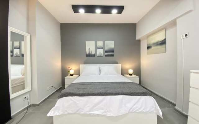 Flat Near Bagdat Street With Chic Interior Design