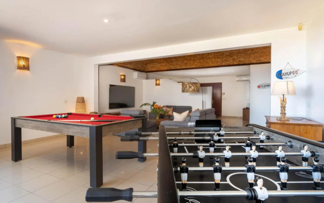 Magnificent 5 Br Villa with pool: amazing views