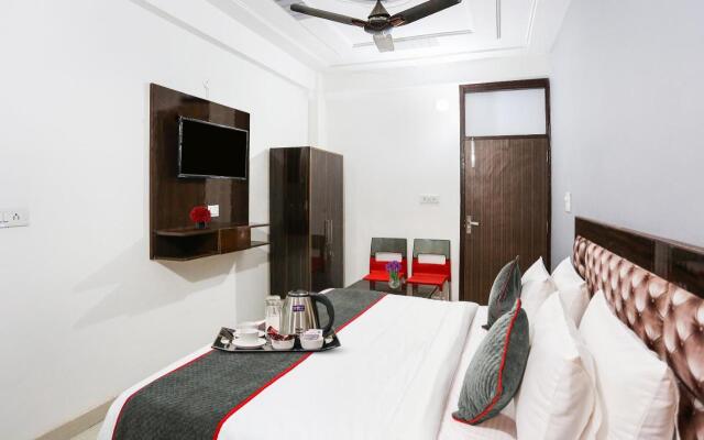 Townhouse 1077 Hotel Noida Galaxy