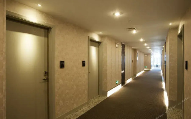 Fenghuang Xingyuan Hotel