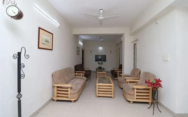 Oyo 6448 Hotel Smriti Grand