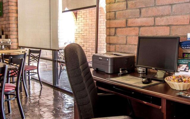 Comfort Suites at Sabino Canyon