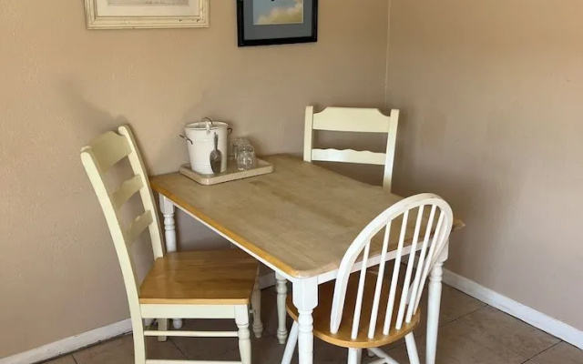 The Cayucos Motel