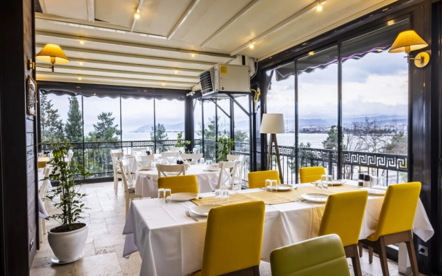 Evimiz Hotel