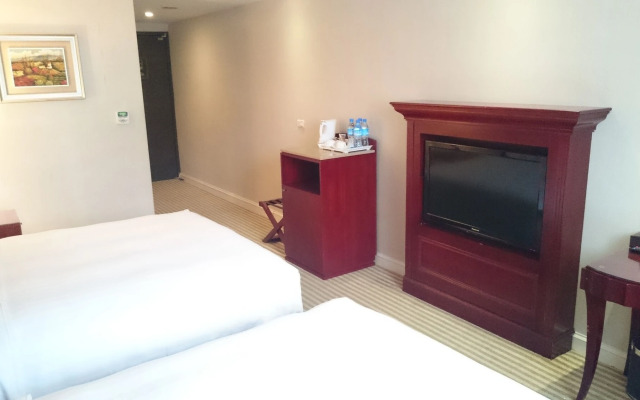 MRT Hotel