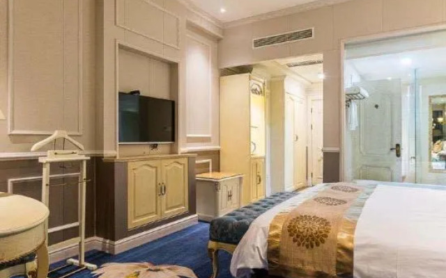 Venice Park Hotel