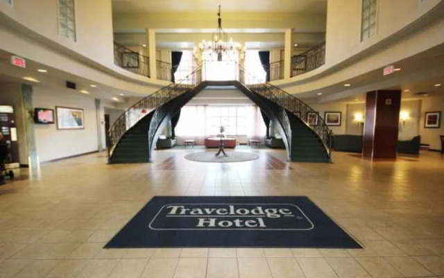 Travelodge Hotel Montreal Airport