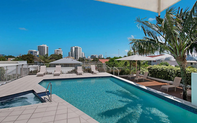 Rovera Apartments