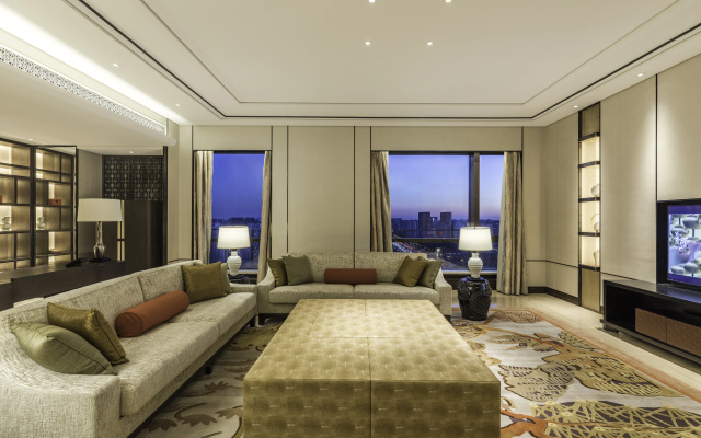 HUALUXE Beijing Xinan by IHG – Guest Rooms – Beijing