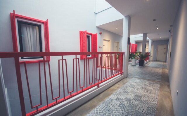 CIQ HOTEL at Jalan Trus