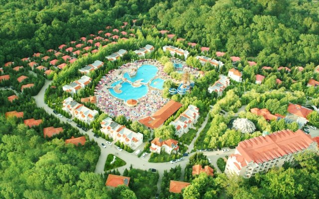 Atlant Holiday Village