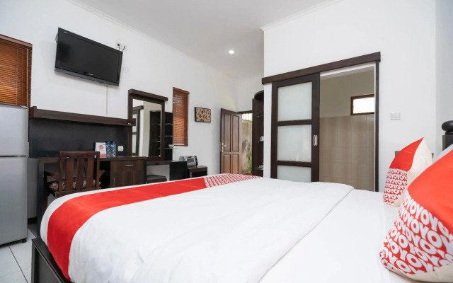 Super OYO 2417 Panen House