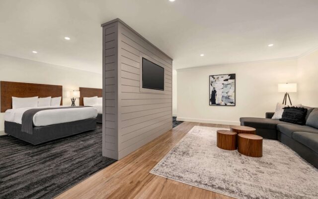 Ramada by Wyndham Cornwall