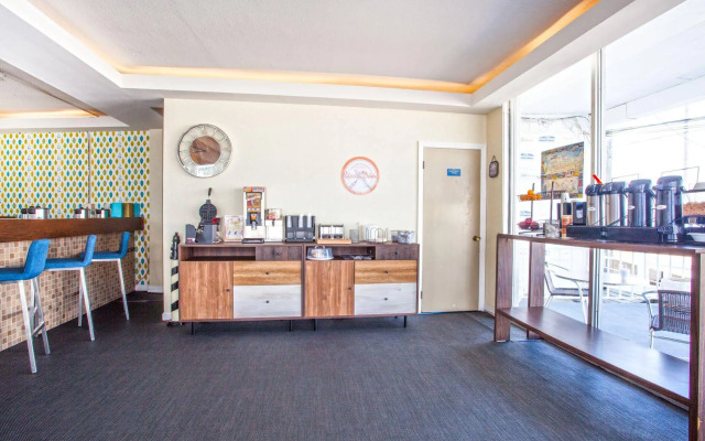 Hotel Cabana Oceanfront/ Boardwalk