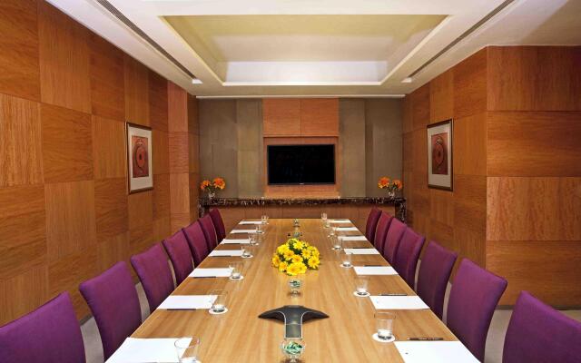 Holiday Inn New Delhi Mayur Vihar Noida by IHG