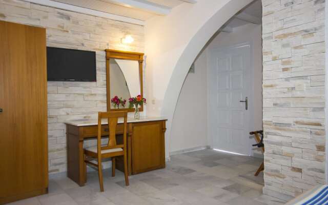 Naxos Holidays