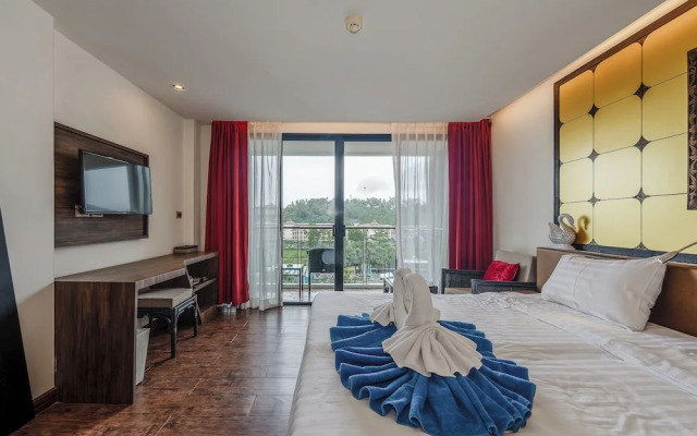 Chill & Play Near Beach Pool C202