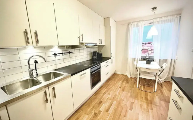 Luxurious Apartment With Lovely View