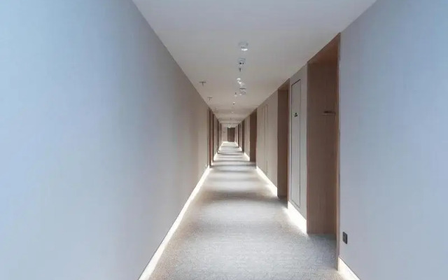 Ji Hotel Wuhan Optics Valley Star
