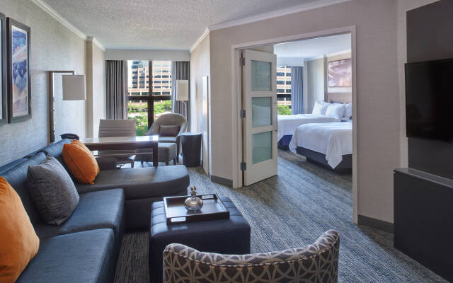 Chicago Marriott Suites O'Hare