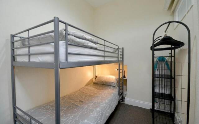 Brightwater Apartment for up to 6 Guests