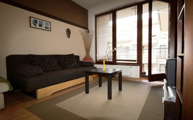 Broadway Apartments