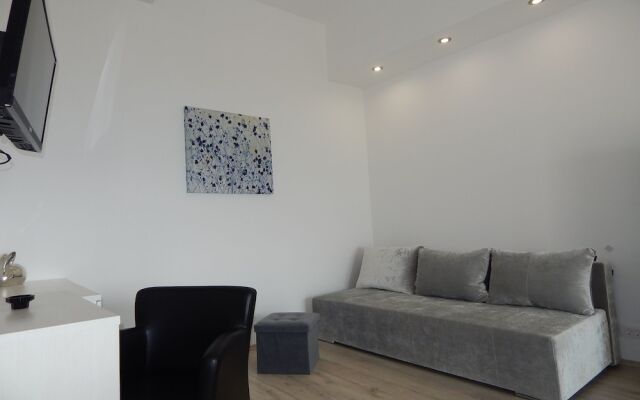 Lavander Apartments