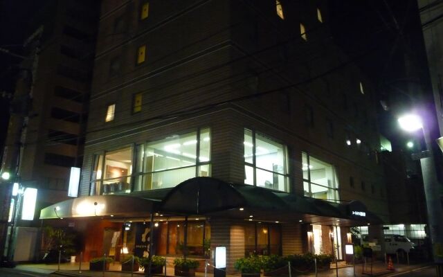 hotelImage