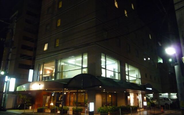 Court Hotel Fukuoka Tenjin