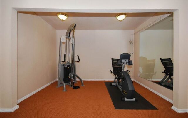 Quality Inn & Suites, Thousand Oaks