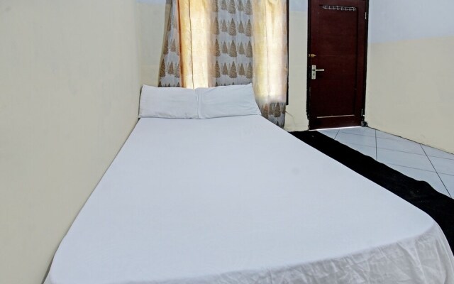 OYO Life 92853 Kost 999