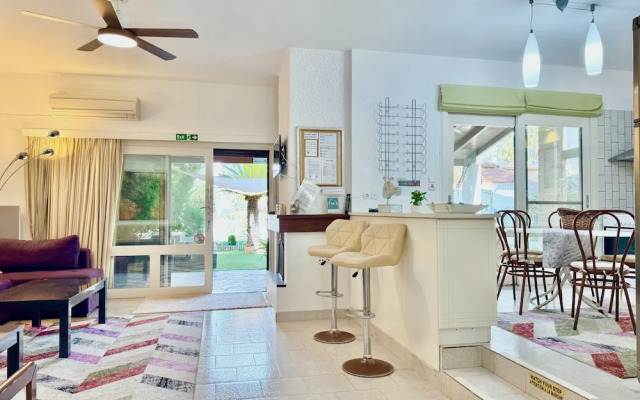 Villasonboard Dock Villa 3bed Sleeps8 Porto Hydra