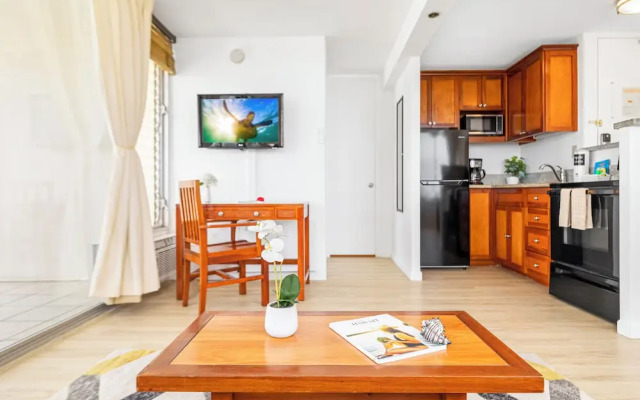 Pacific Monarch - 1 BR - Ocean & City Views