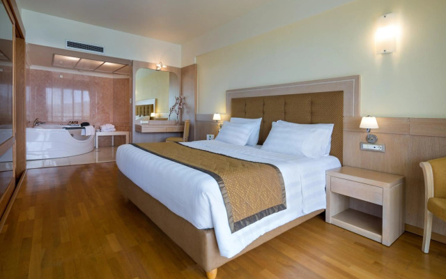 Thalassa Beach Resort - Adults Only