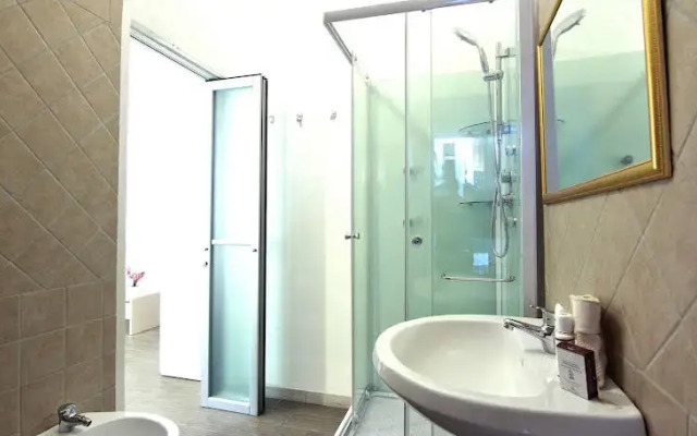 Apple Guest House