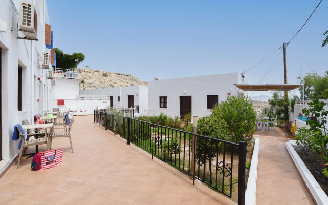 Aphrodite White Studios Lindos