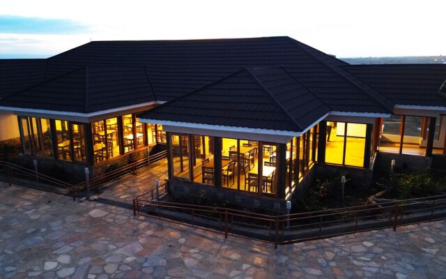 Lynson Africa Resort
