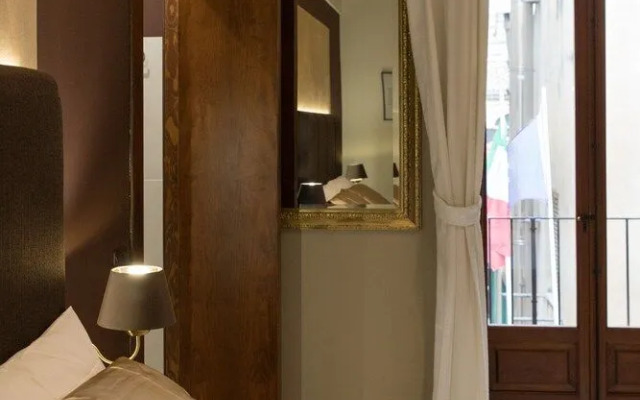 Oro Hotel
