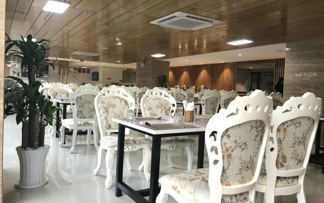 Imperial Saigon Hotel