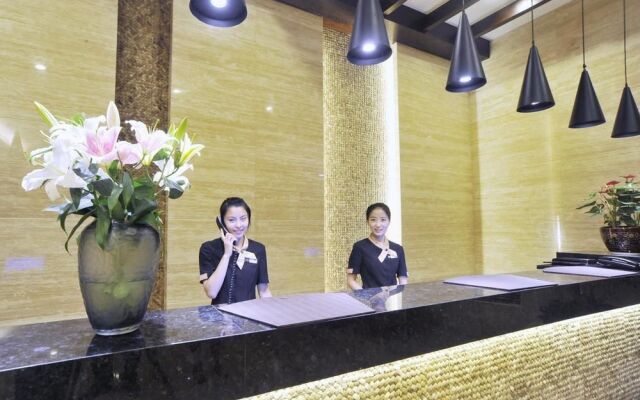 Yiwu Byland World Hotel