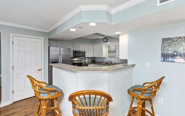 Brighton Tower 1909 3br 3ba Oceanfront 3 Bedroom Condo by RedAwning