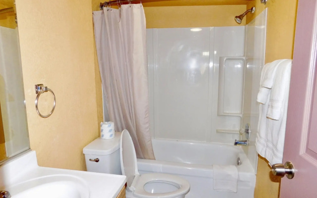 Americas Best Value Inn & Suites Anchorage Airport