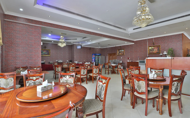 Moon Valley Hotel Apartment