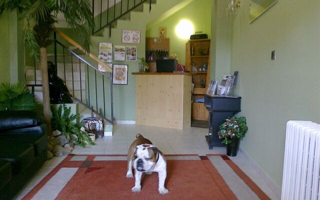 Pension Mona