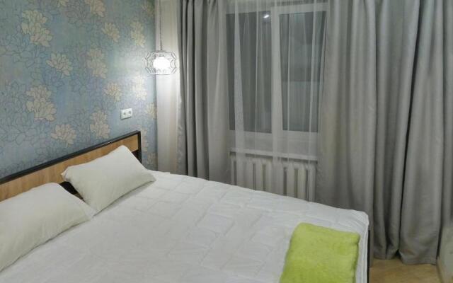 Luxury 2 Rooms Apartments in Center by Green House