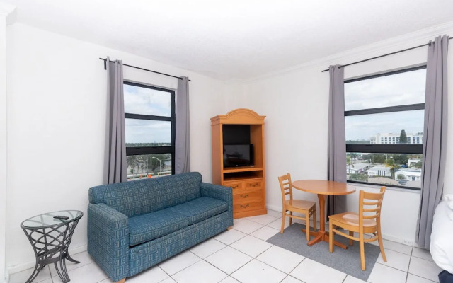 679 City View Hollywood Beach