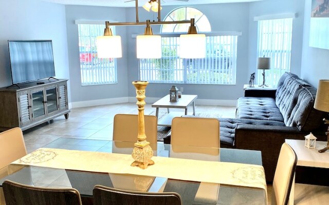 Beautiful Luxury Apartment - Close to Disney