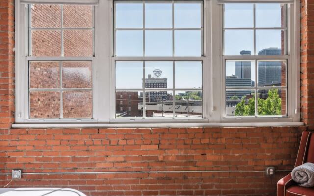 Luxury Historic Loft with Gym