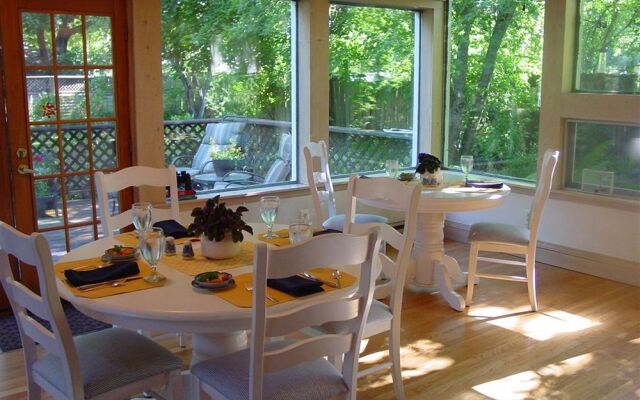 The McFarland Inn Bed and Breakfast